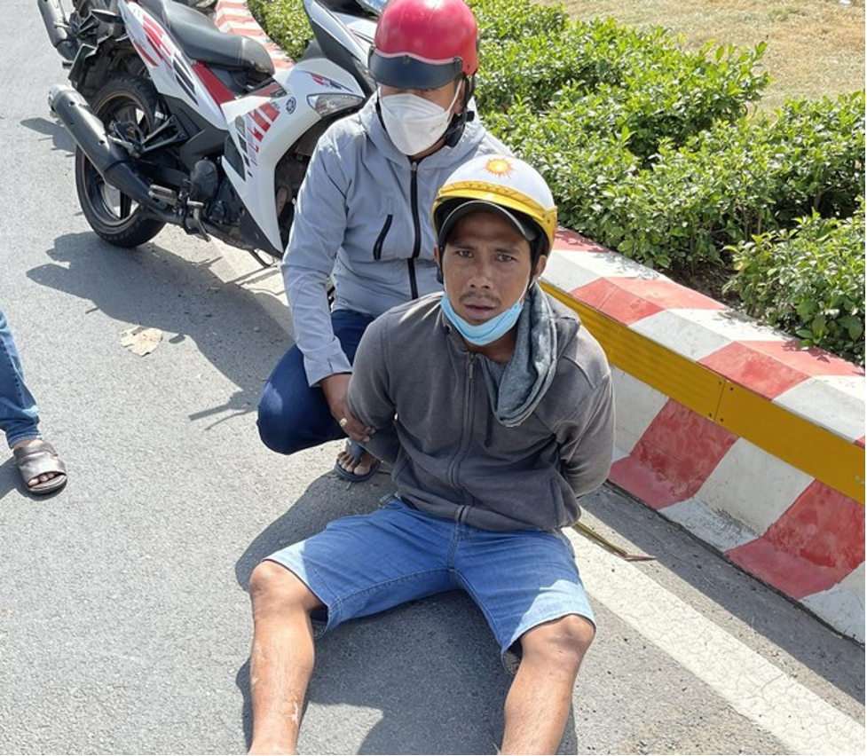 quang binh bat 2 doi tuong thu giu hon 12 nghin vien ma tuy2 quang binh bat 2 doi tuong thu giu hon 12 nghin vien ma tuy2