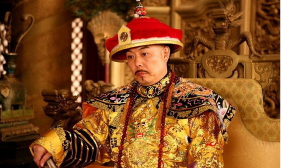 ngoai vua can long ai la nguoi duy nhat duoc mac long bao tai tu cam thanh 2 ngoai vua can long ai la nguoi duy nhat duoc mac long bao tai tu cam thanh 2