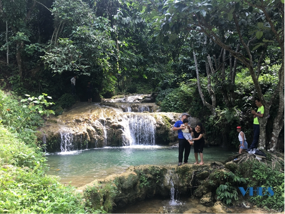 hai diem den cua thanh hoa lot top 7 an tuong viet nam 20222