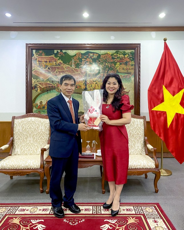 bat ngo trung quoc mo cua du lich den viet nam222 bat ngo trung quoc mo cua du lich den viet nam222