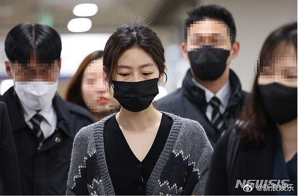 soc truoc ve ngoai cua kim sae ron sau be boi lai xe gay tai nan2