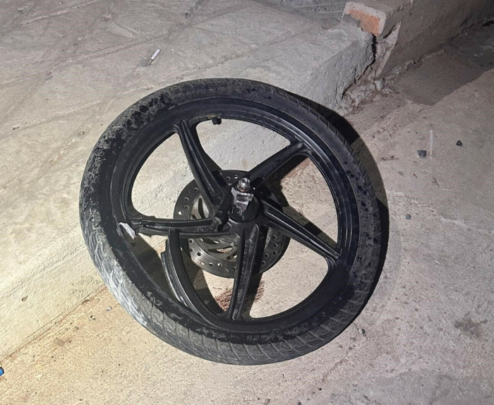 tin tuc tai nan giao thong moi nhat ngay 13 3 tu gay tai nan nam thanh nien vang xa hon 10m tu vong dspl 2