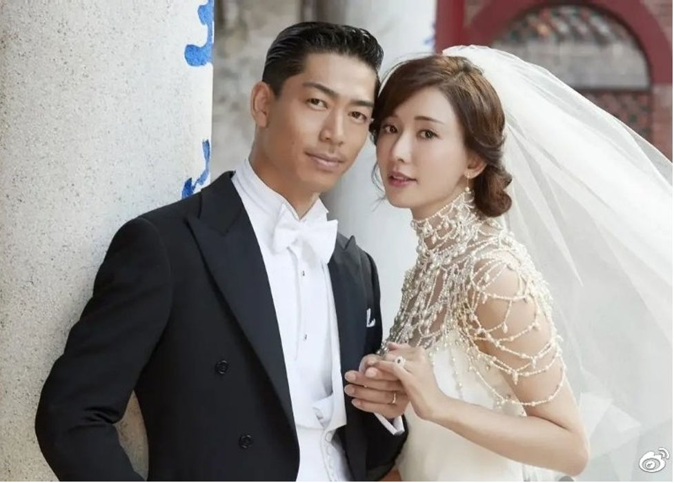 hau scandal bi chong danh lam chi linh co dong thai gi3 hau scandal bi chong danh lam chi linh co dong thai gi3