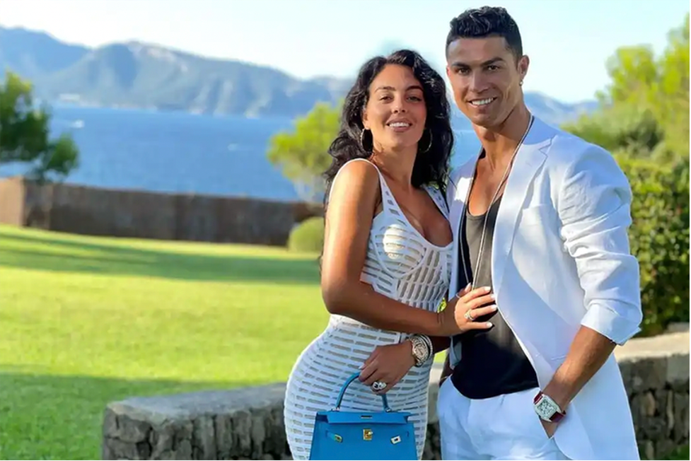 georgina rodriguez 22cristiano ronaldo va toi ket hon duoi con mat cua chua221