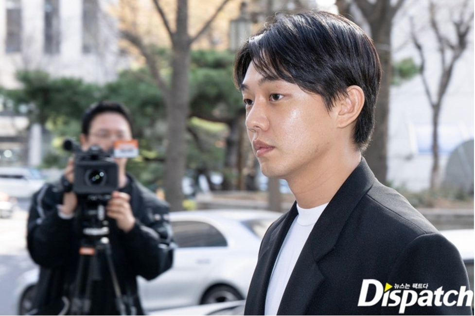 hau su dung chat cam yoo ah in cui dau xin loi khan gia1 hau su dung chat cam yoo ah in cui dau xin loi khan gia1