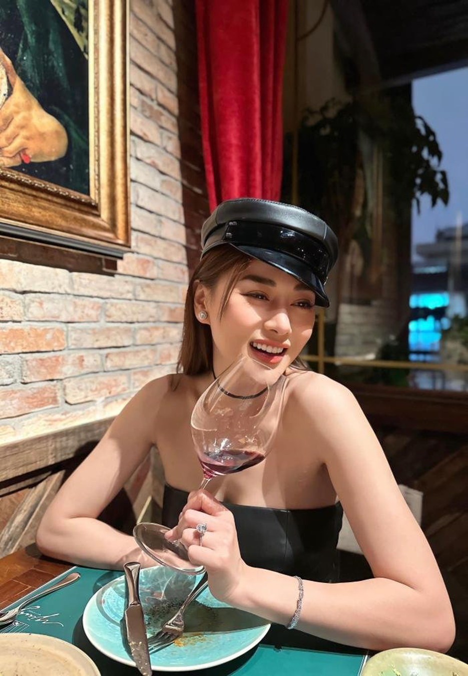 shark binh va phuong oanh cong khai tha thinh day ngot ngao tren mang xa hoi3 shark binh va phuong oanh cong khai tha thinh day ngot ngao tren mang xa hoi3