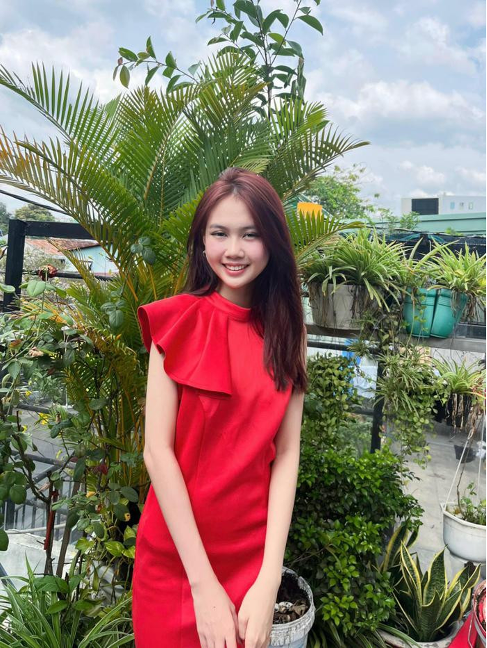 ca si nhi bao an suy sup khi bi to giat chong mang thai1 ca si nhi bao an suy sup khi bi to giat chong mang thai1