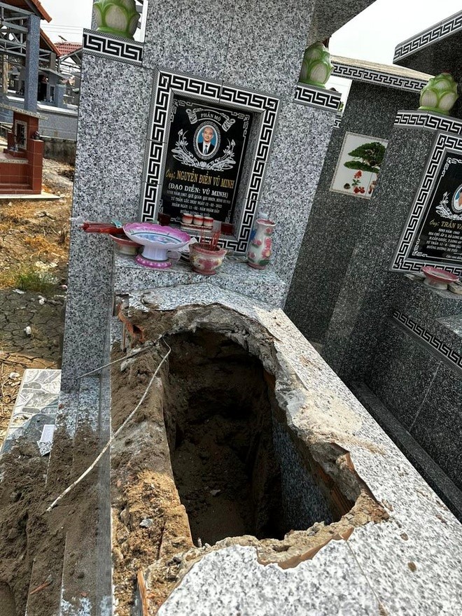 xon xao hinh anh mo phan dao dien vu minh bi dap pha nguoi nha nan nhan noi gi xon xao hinh anh mo phan dao dien vu minh bi dap pha nguoi nha nan nhan noi gi