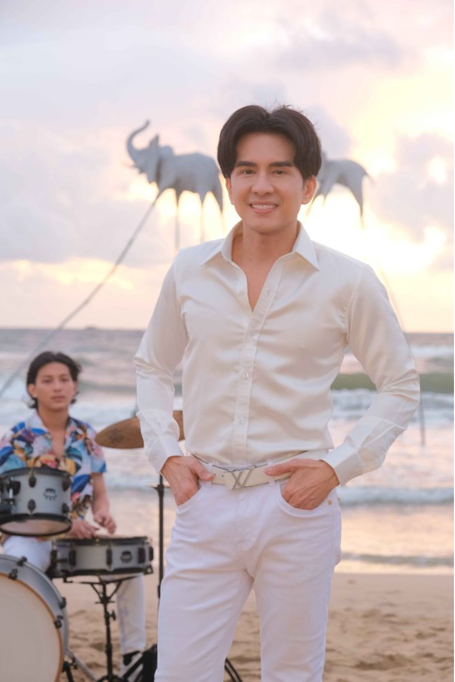 dan truong gay an tuong khi tai hien lai ca khuc dinh dam mot thoi bong dang thien than 2 dan truong gay an tuong khi tai hien lai ca khuc dinh dam mot thoi bong dang thien than 2