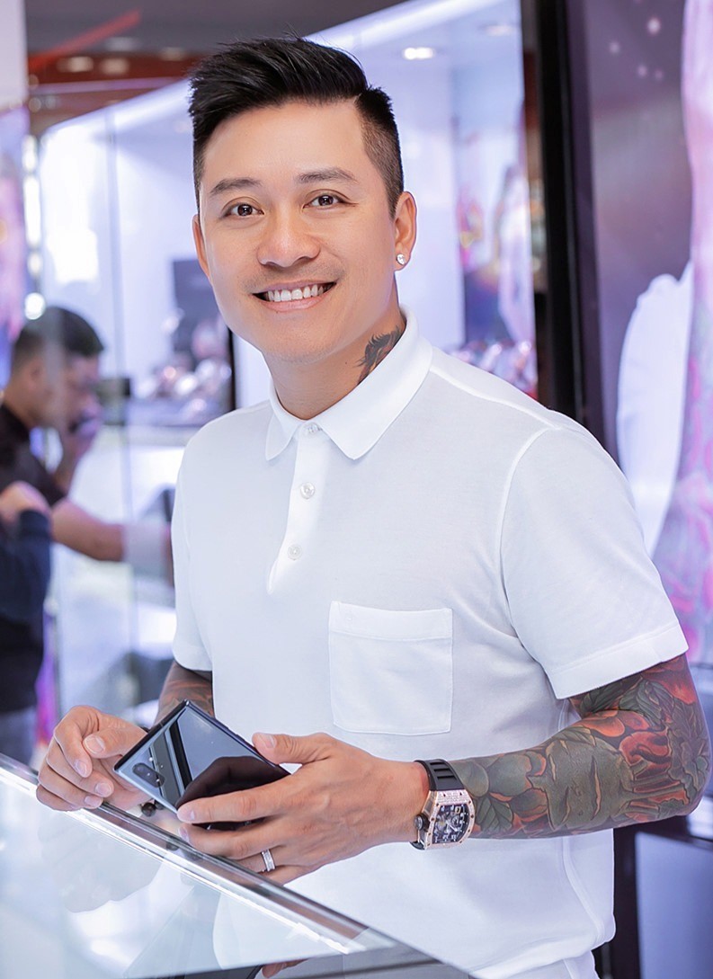 nhung nghe si trong showbiz viet buoc phai thoi hoc do dam me nghe thuat7 nhung nghe si trong showbiz viet buoc phai thoi hoc do dam me nghe thuat7