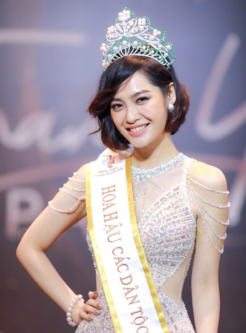 truoc thong tin cap ke dai gia hoa hau viet noi gi truoc thong tin cap ke dai gia hoa hau viet noi gi