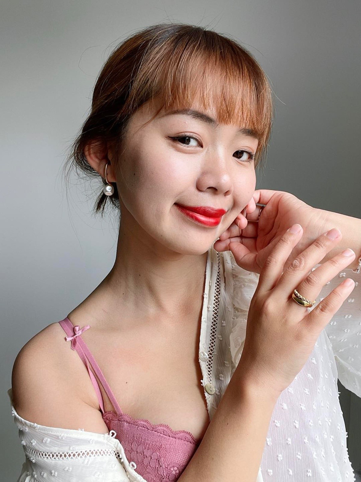 mc noi tieng cbiz vuong cao buoc quay roi du do thieu nu chup anh khoa than1 mc noi tieng cbiz vuong cao buoc quay roi du do thieu nu chup anh khoa than1