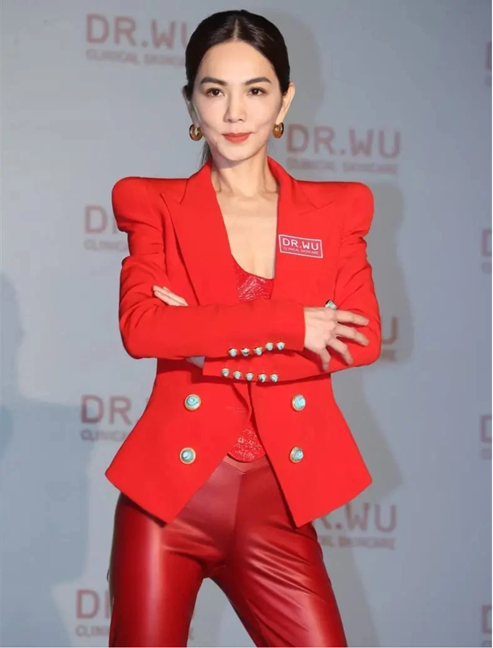 ella dap gio tiet lo bi quay roi tinh duc khi chua day 10 tuoi1 ella dap gio tiet lo bi quay roi tinh duc khi chua day 10 tuoi1