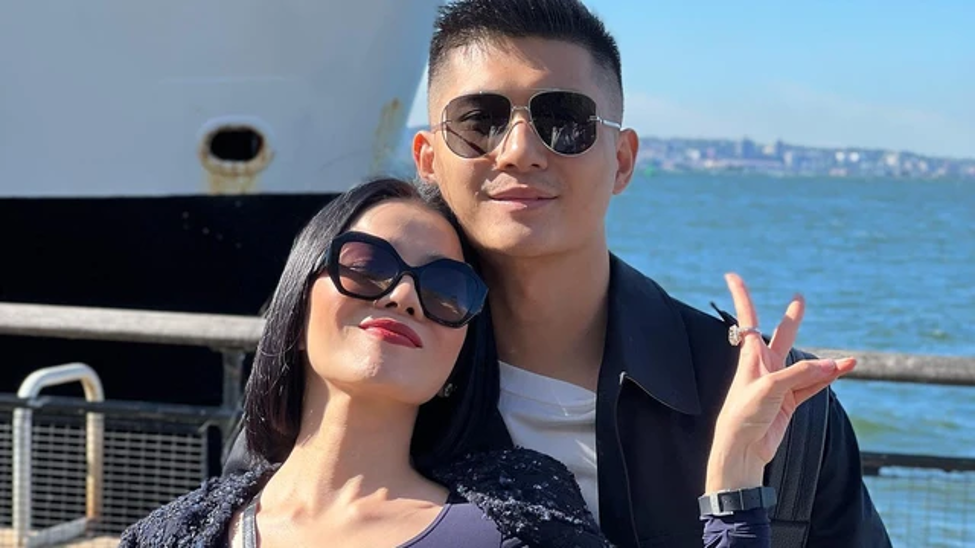 giua nghi van truc trac chuyen tinh cam tinh tre kem 12 tuoi cua le quyen co dong thai moi giua nghi van truc trac chuyen tinh cam tinh tre kem 12 tuoi cua le quyen co dong thai moi