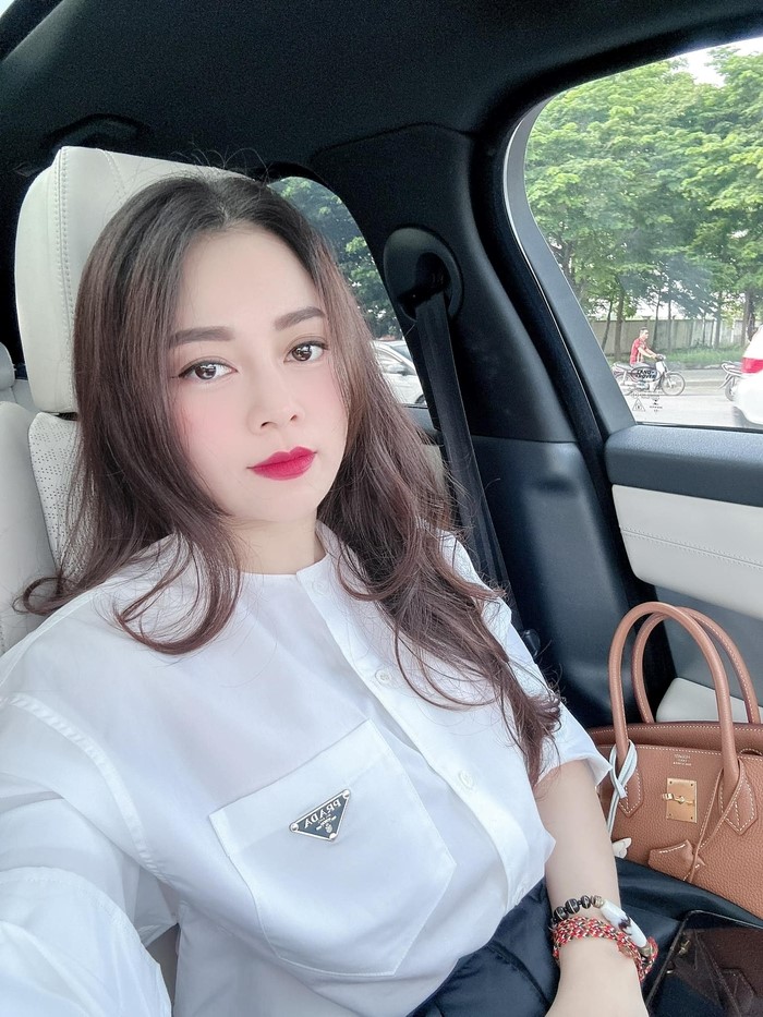 xon xao ban trai moi cua hot mom hang tui3