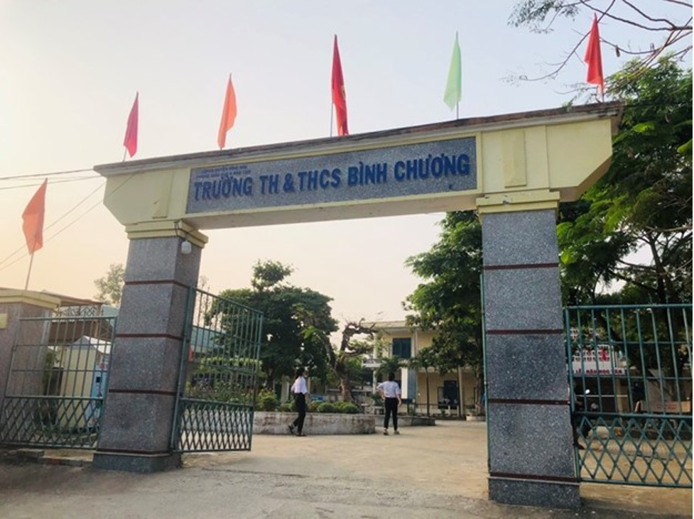 quang ngai xem xet xu ly ky luat mot hieu truong bi con gai to bao luc gia dinh quang ngai xem xet xu ly ky luat mot hieu truong bi con gai to bao luc gia dinh