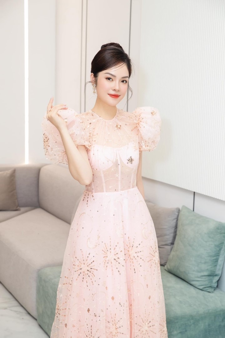 duong cam lynh dap tra khi bi mia mai trong luc no nan duong cam lynh dap tra khi bi mia mai trong luc no nan