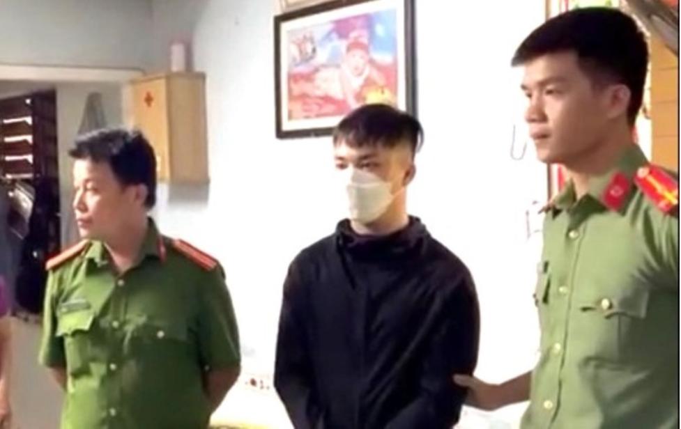 da nang bat giam 2 doi tuong vac sung dao tu che di doi no thue da nang bat giam 2 doi tuong vac sung dao tu che di doi no thue
