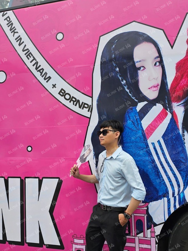 sot ran ran xe buyt den hong quang ba concert blackpink di khap ha noi6 sot ran ran xe buyt den hong quang ba concert blackpink di khap ha noi6