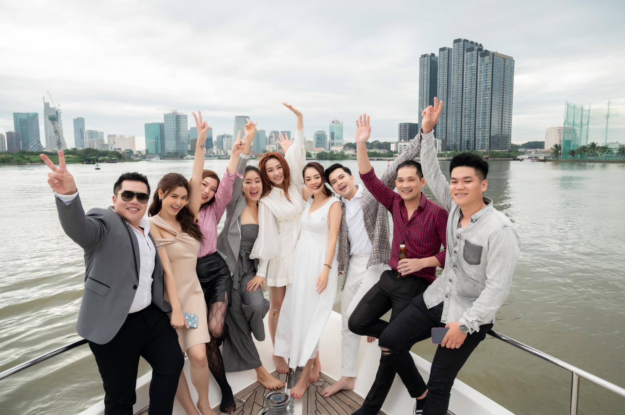 miko lan trinh say dam ben tinh tre 2 thanh vien cua amigo g gio ra sao 10