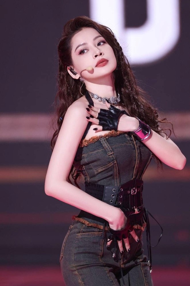 chi pu dat show tai trung quoc sau dap gio 20233