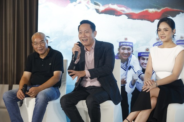 dao dien cuoc doi van dep sao tiep tuc nhan trong trach dac biet3 dao dien cuoc doi van dep sao tiep tuc nhan trong trach dac biet3