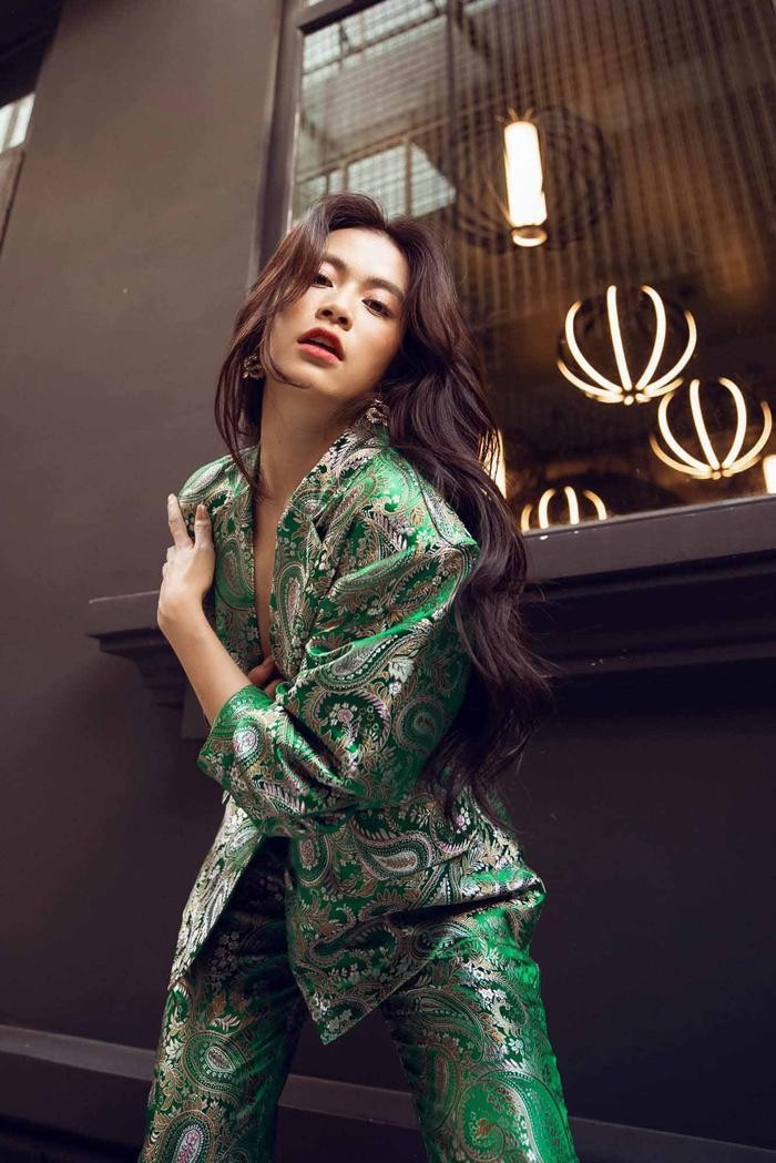 he lo hoc van khung cua hoang thuy linh he lo hoc van khung cua hoang thuy linh
