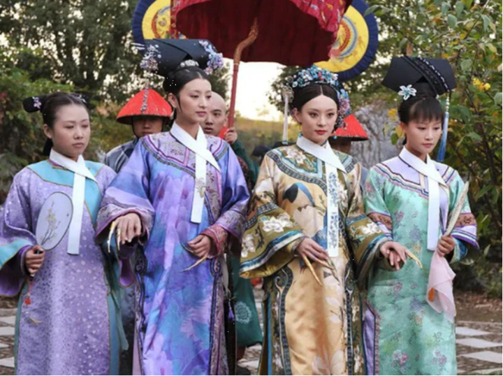 y nghia an sau dai vai trang quan co phi tan nha thanh2 y nghia an sau dai vai trang quan co phi tan nha thanh2