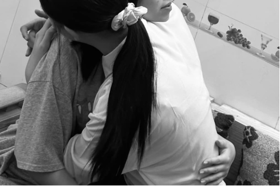 hoa hau bao ngoc nhan nuoi be gai mo coi trong vu chay chung cu mini6 hoa hau bao ngoc nhan nuoi be gai mo coi trong vu chay chung cu mini6