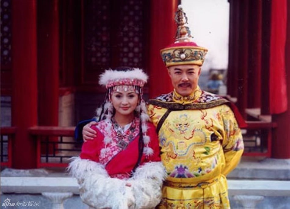 bi an dang sau the bai hau ngu cua vua can long bi an dang sau the bai hau ngu cua vua can long