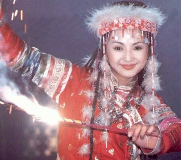 bi an nu phi tan duoc vua can long sung ai het muc trong hoan chau cach cach3 bi an nu phi tan duoc vua can long sung ai het muc trong hoan chau cach cach3