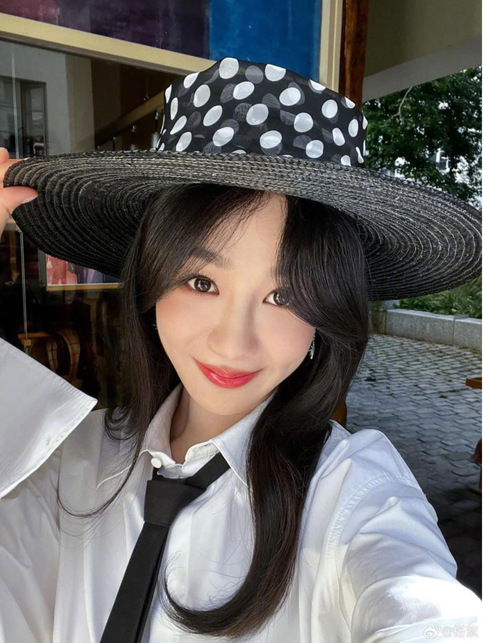 tin tuc sao hoa ngu moi nhat ngay 510 duong tu bi che tai dat phap4