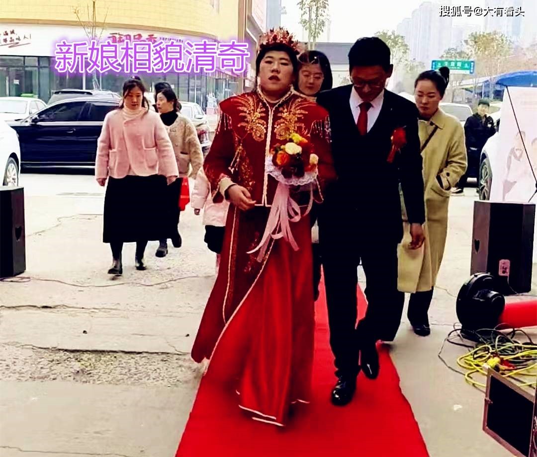 dam cuoi gay xon xao vi ngoai hinh qua dac biet cua co dau dan tinh biet luon ai la noc nha3 dam cuoi gay xon xao vi ngoai hinh qua dac biet cua co dau dan tinh biet luon ai la noc nha3