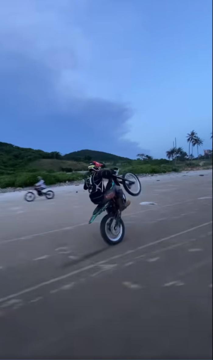 duoc ba xa ngo thanh van cham soc khi bi tai nan huy tran het loi khen ngoi5 duoc ba xa ngo thanh van cham soc khi bi tai nan huy tran het loi khen ngoi5