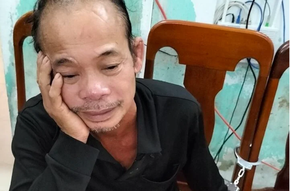 quang tri khoi to nguoi dan ong say ruou hiep dam cu ba 85 tuoi2 quang tri khoi to nguoi dan ong say ruou hiep dam cu ba 85 tuoi2