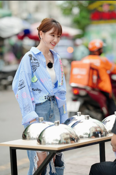 hari won duoc menh danh la bach khoa viet nam trong chuong trinh ve am nhac du lich cua han quoc 2 hari won duoc menh danh la bach khoa viet nam trong chuong trinh ve am nhac du lich cua han quoc 2