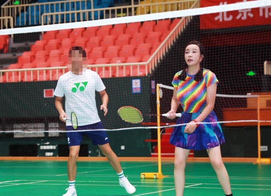 ngo ngang nhan sac lao hoa nguoc cua minh tinh luu hieu khanh o tuoi gan 703