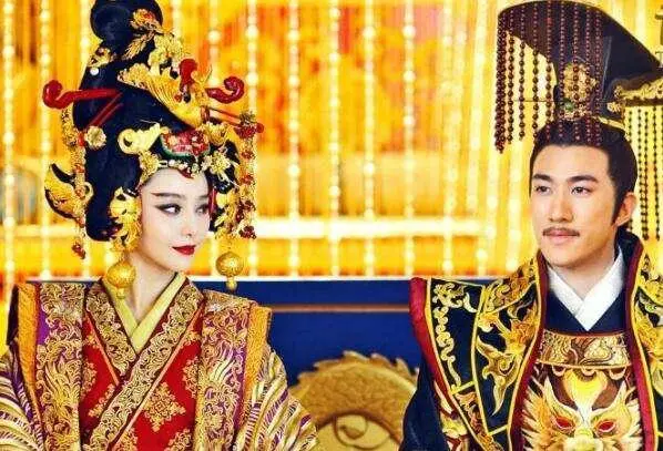 vo tac thien cho dich nhan kiet xem hai thu gi khi bi khuyen tu bo sac duc3 vo tac thien cho dich nhan kiet xem hai thu gi khi bi khuyen tu bo sac duc3