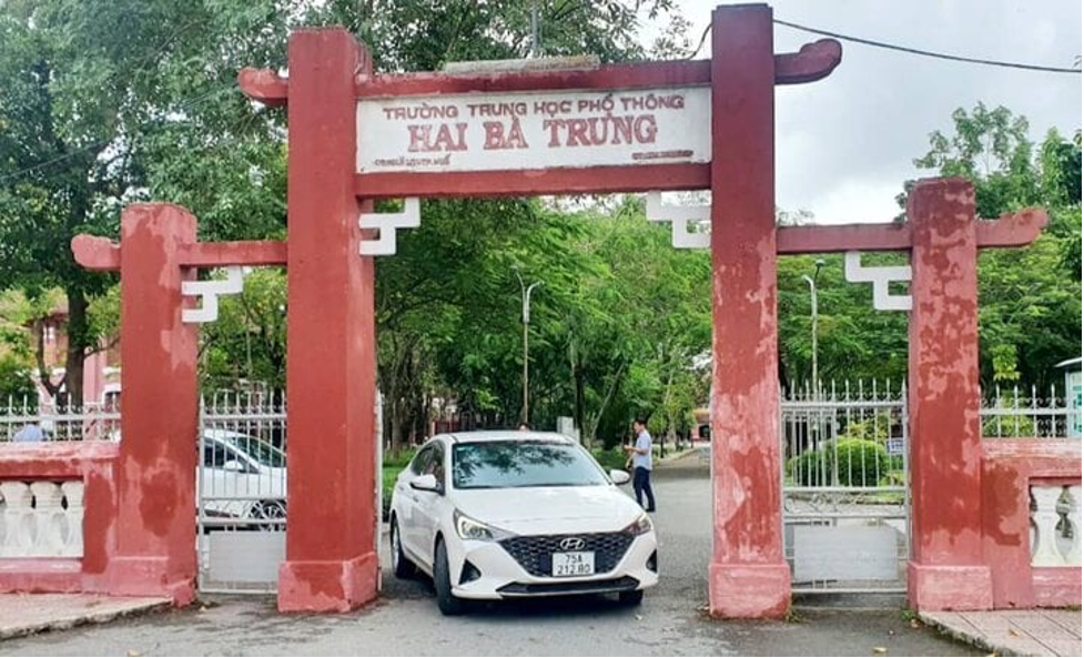 ai se la nguoi thay the trong luc hieu truong truong thpt hai ba trung hue xin nghi viec ai se la nguoi thay the trong luc hieu truong truong thpt hai ba trung hue xin nghi viec