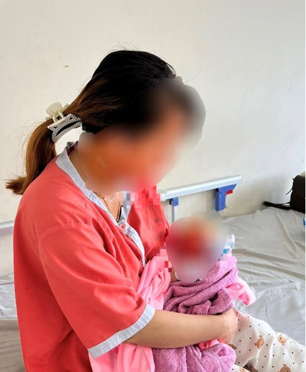 be gai so sinh da duoc giao tra cho me trong vu nghi bat coc o benh vien tai binh duong1 be gai so sinh da duoc giao tra cho me trong vu nghi bat coc o benh vien tai binh duong1