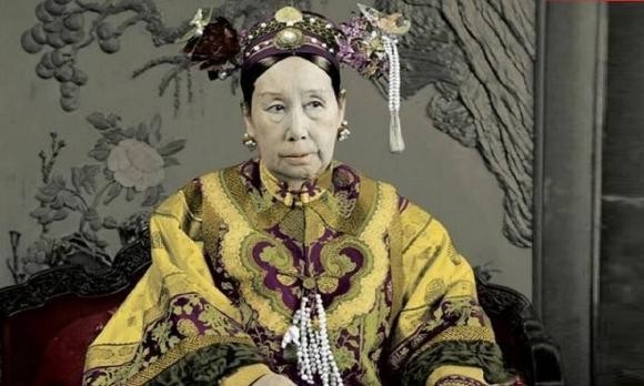 bi mat dong troi cua tu hi thai hau khong cho ai dong tay vao nguoi nao nhin thay se bi chat dau1 bi mat dong troi cua tu hi thai hau khong cho ai dong tay vao nguoi nao nhin thay se bi chat dau1