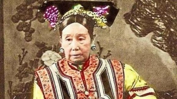bi mat dong troi cua tu hi thai hau khong cho ai dong tay vao nguoi nao nhin thay se bi chat dau2 bi mat dong troi cua tu hi thai hau khong cho ai dong tay vao nguoi nao nhin thay se bi chat dau2