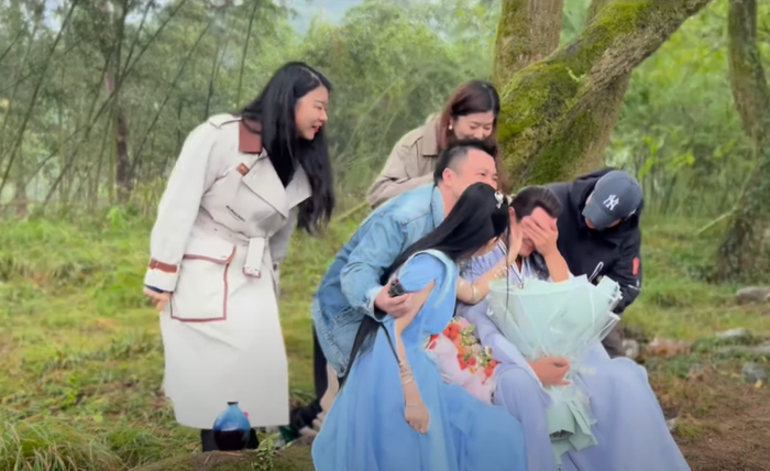 tin tuc sao hoa ngu moi nhat ngay 6 11 di ai vi doanh cua bach loc vua len song da nhan ve loat y kien trai chieu2 tin tuc sao hoa ngu moi nhat ngay 6 11 di ai vi doanh cua bach loc vua len song da nhan ve loat y kien trai chieu2