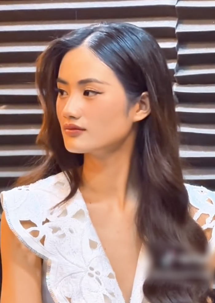 dong thai moi cua hoa hau y nhi sau khi sang uc2 dong thai moi cua hoa hau y nhi sau khi sang uc2