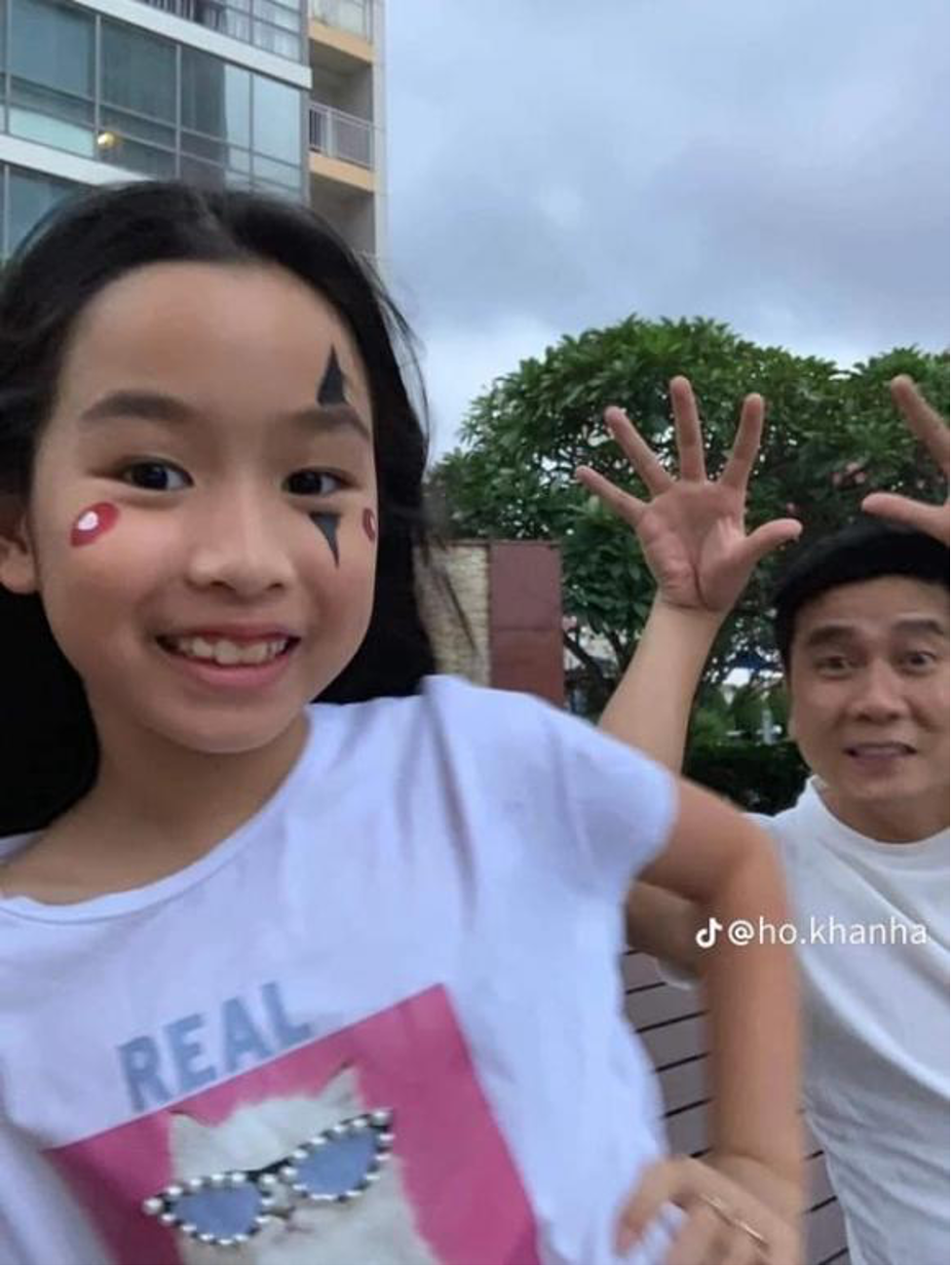 he lo loat tin nhan giua ho hoai anh va con gai ai nu con khang dinh 1 dieu bat ngo ve bo7 he lo loat tin nhan giua ho hoai anh va con gai ai nu con khang dinh 1 dieu bat ngo ve bo7