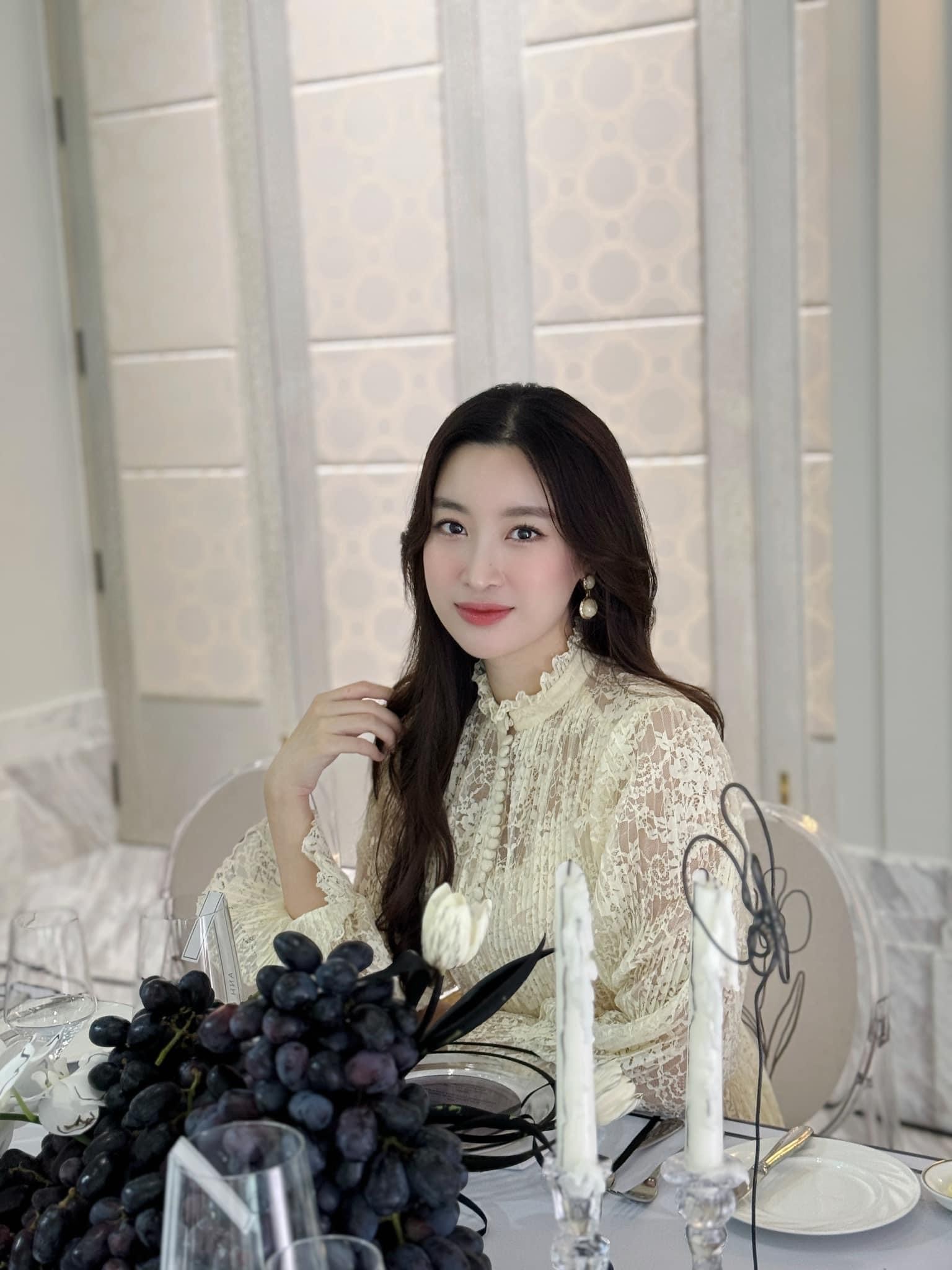 hoa hau do my linh khoe anh dam tham sau sinh ong xa binh luan mot cau boc me su that2