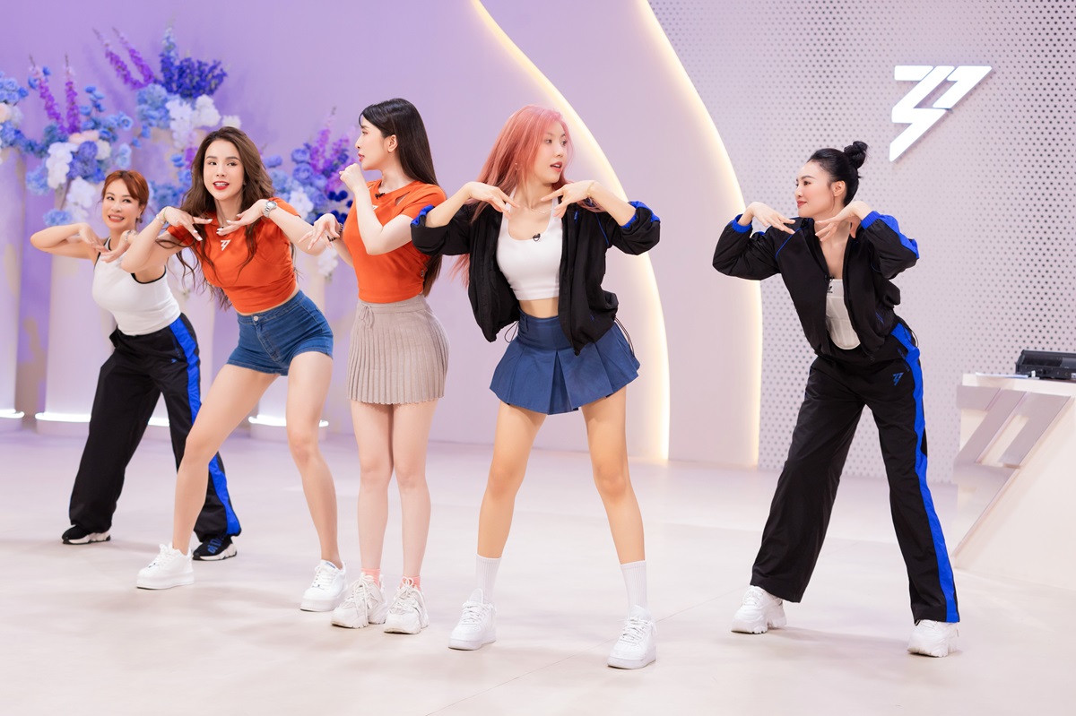 mlee guc nga truoc thu thach tap luyen nha chung nhon nhip chuyen hoa trang4 mlee guc nga truoc thu thach tap luyen nha chung nhon nhip chuyen hoa trang4