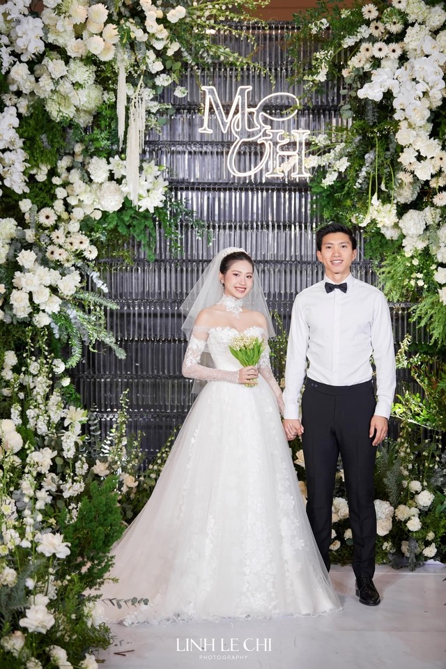 bi ca khia chi biet an choi doan hai my manh me dap tra khien antifan chi biet cam nin 2