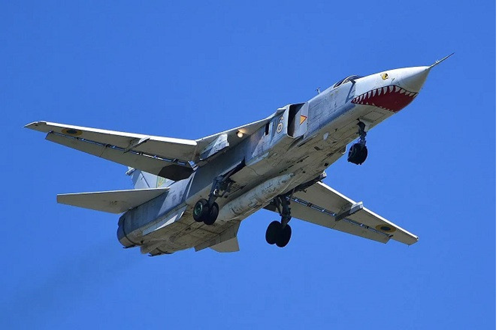 cang thang nga ukraine moi nhat ngay 6 12 may bay su 24m cua nga bi ukraine ban roi gan dao ran
