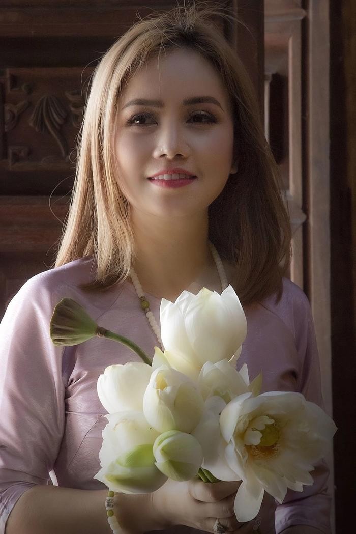 he lo nguyen nhan nu dien vien 4 doi chong dao hoang yen bat ngo xuong toc xuat gia1 he lo nguyen nhan nu dien vien 4 doi chong dao hoang yen bat ngo xuong toc xuat gia1